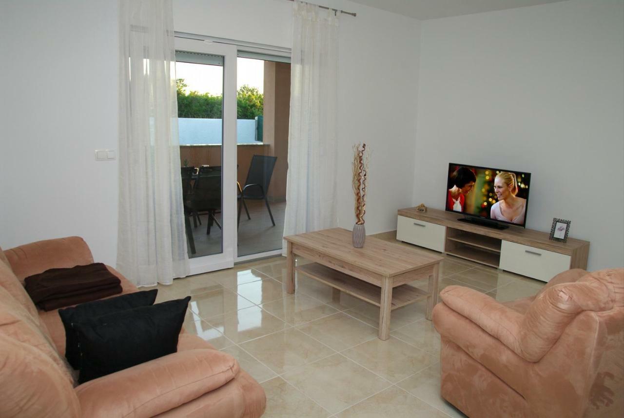 Holiday Home Luka Zadar Buitenkant foto