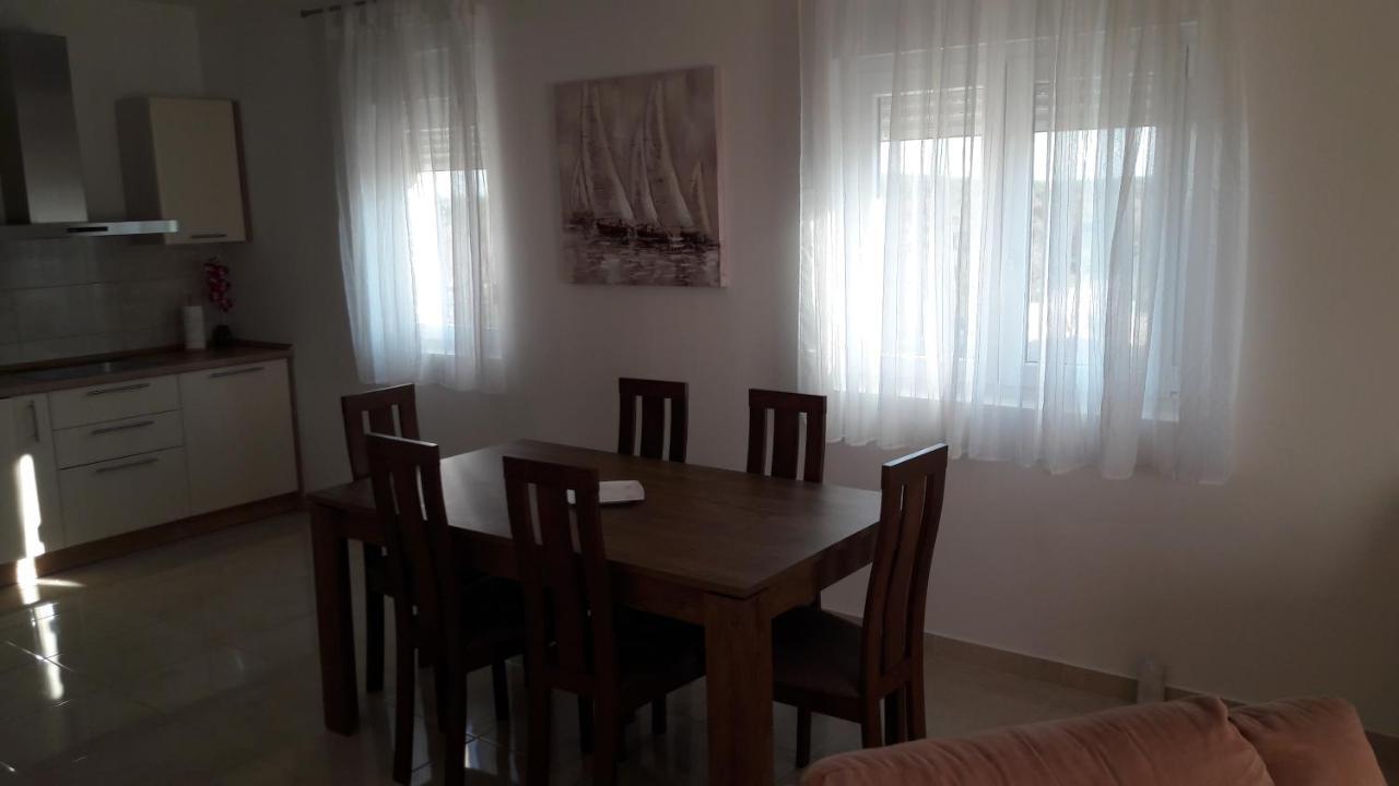 Holiday Home Luka Zadar Buitenkant foto
